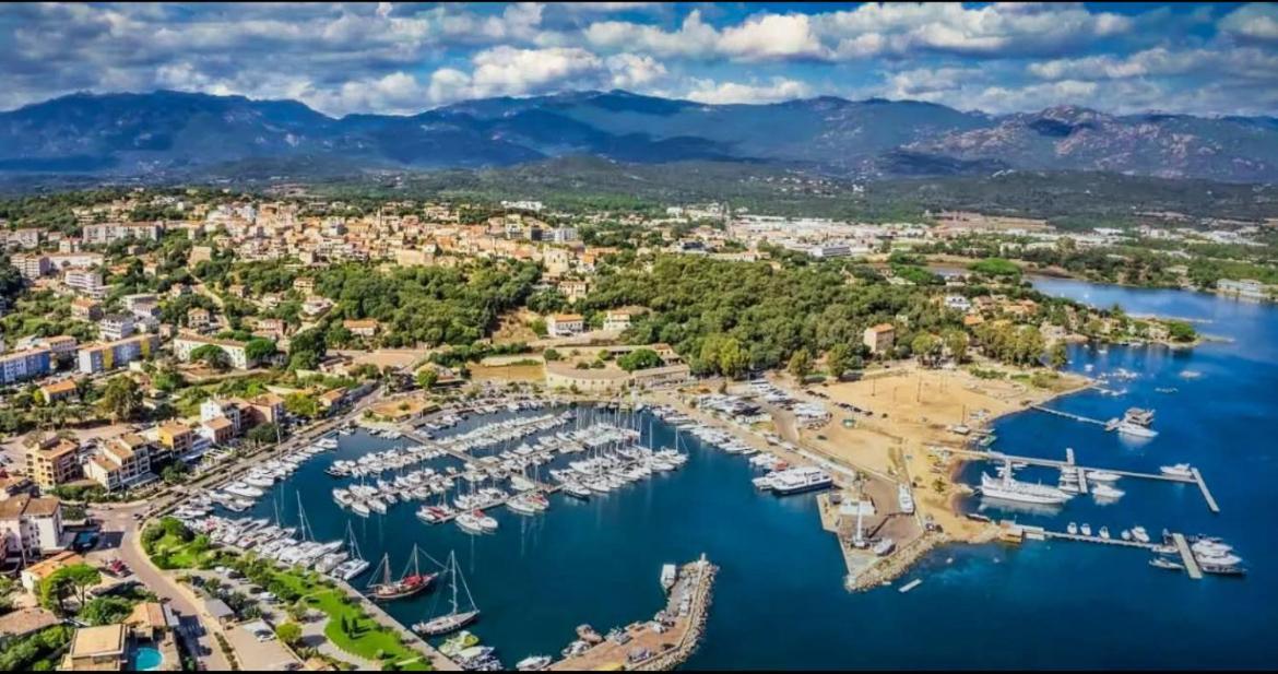 Villa Le Corail Rouge Corse Lecci